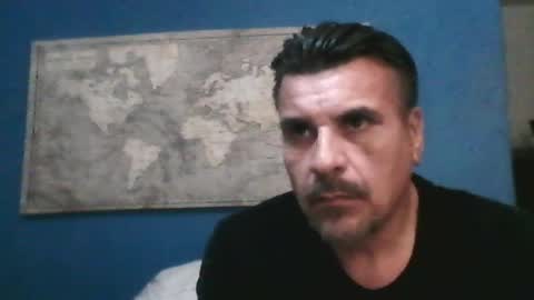 fuego1ento22 online show from July 31, 12:22 pm