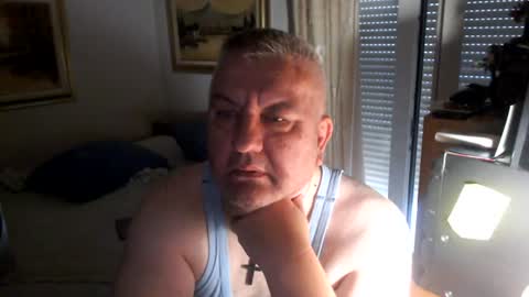 fukingcrazy online show from August 2, 7:15 am
