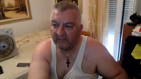 fukingcrazy online show from August 5, 6:33 am
