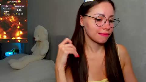 fun__nd__bun online show from August 15, 2:48 am