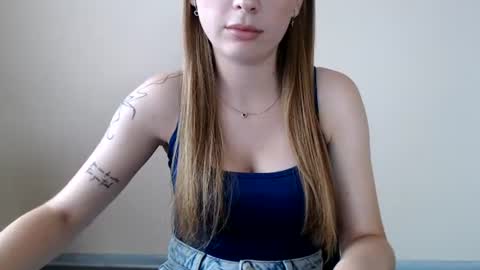 Emma online show from August 3, 10:22 am