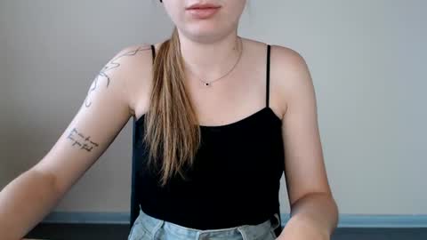 Emma online show from August 4, 1:30 pm