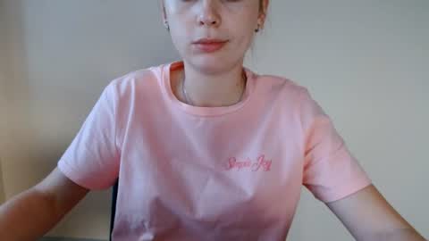 Emma online show from August 13, 4:21 pm