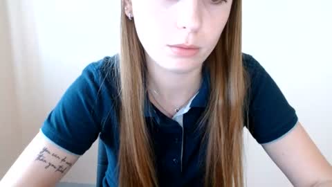 Emma online show from August 14, 4:10 pm