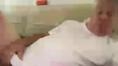 funnyhans online show from August 16, 8:40 am