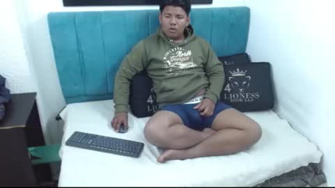 funnyvalentine_18 online show from August 14, 6:33 pm