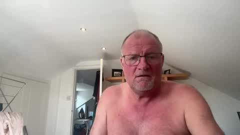 funtime88888 online show from April 28, 3:59 pm