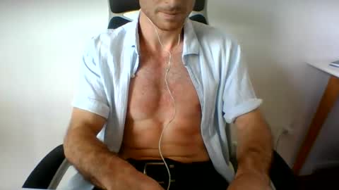 funtimefu333529 online show from August 18, 4:57 pm