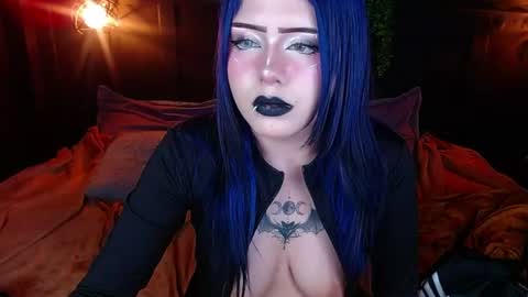 FIRE AND FOX online show from July 31, 8:58 pm