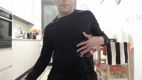 g10303 online show from March 6, 1:13 am
