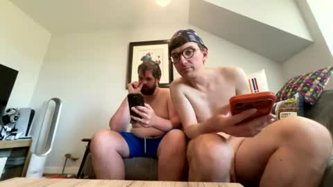 Richard and Gareths room online show from August 2, 7:37 am