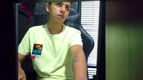 g_lincoln online show from August 11, 1:07 am