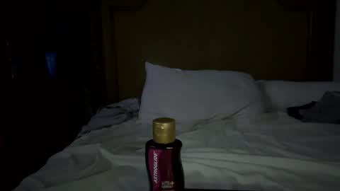 gabegonzo_1993 online show from August 3, 8:10 am
