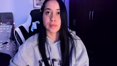 Gabriela  online show from August 4, 4:31 am