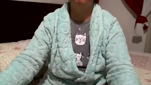 gaby  layla online show from July 26, 12:15 am