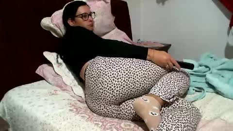 gaby  layla online show from August 15, 12:14 am