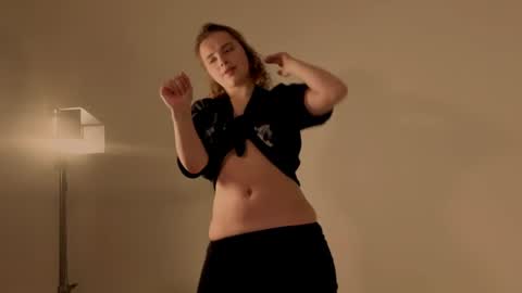 Gabi online show from August 8, 4:23 am