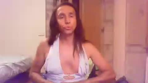 Gabi online show from August 3, 12:17 am