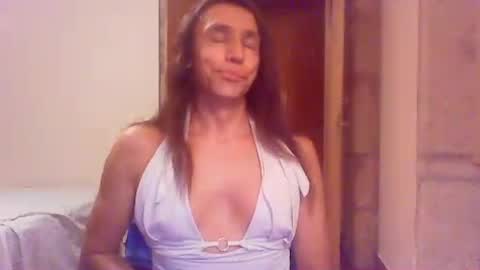 Gabi online show from August 10, 11:28 pm