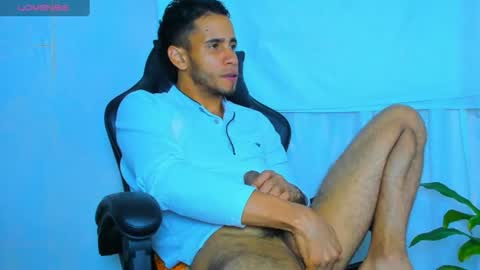 Gabo 23cm online show from August 13, 11:30 pm