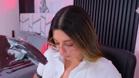 Gabriela Kassi online show from September 5, 3:33 am