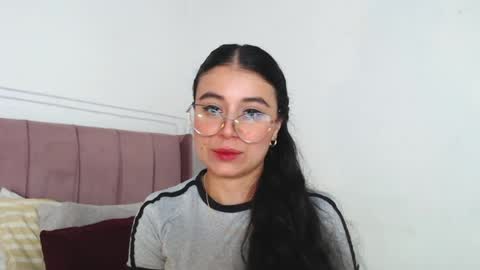 GabriellaRossa online show from August 11, 5:37 pm