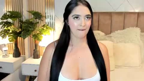 gabriela online show from August 13, 6:55 pm