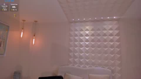 gabriellalee_ online show from August 8, 5:46 pm