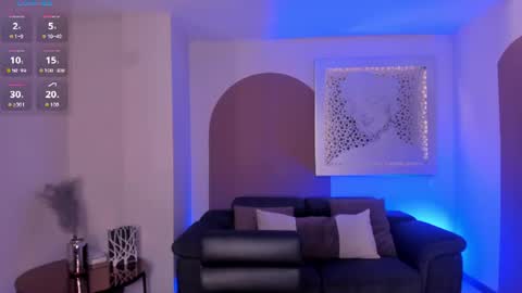 gabriellalee_ online show from August 10, 12:17 pm