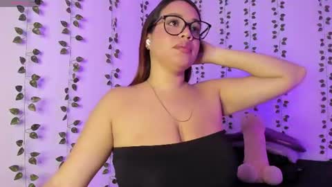 Gabysita online show from August 5, 3:15 am