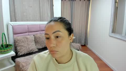 gabriela online show from August 14, 4:10 pm