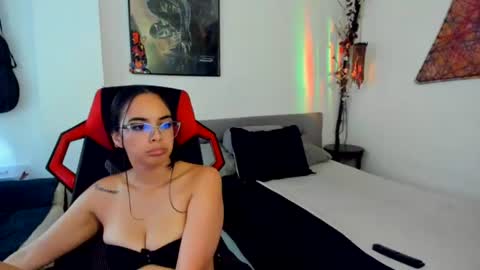 gabyaridiii online show from June 30, 7:04 pm