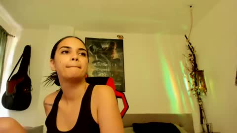 gabyaridiii online show from July 7, 9:08 pm