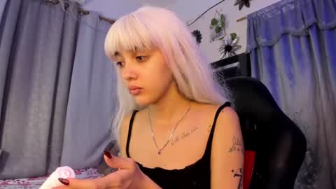 GabySmiith online show from August 11, 1:13 pm