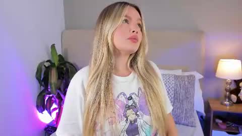 Gaia Baker  online show from August 4, 12:46 pm