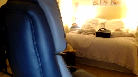 ganjaa_goddess online show from August 8, 5:29 am