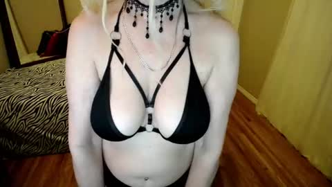 Gartersex online show from July 23, 6:05 am
