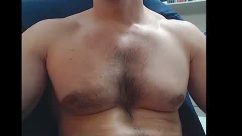 gatosarado23 online show from August 11, 2:24 am