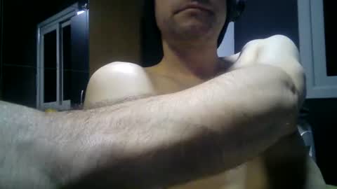 gauchors21 online show from April 26, 11:17 am