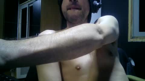 gauchors21 online show from August 13, 8:39 am