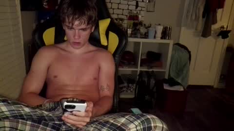 gavatr0n online show from July 11, 5:13 am