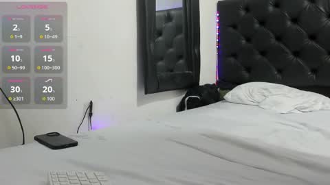 gay_latin9 online show from August 7, 5:57 pm