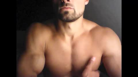 gecko946915 online show from May 9, 7:38 pm