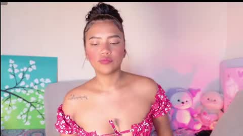 gema_shiny online show from July 30, 5:53 pm