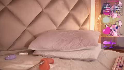 Maria  online show from August 8, 7:19 am