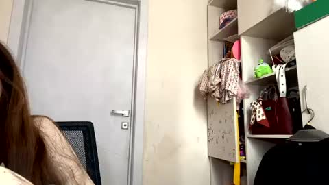 Hunny online show from August 14, 10:52 am
