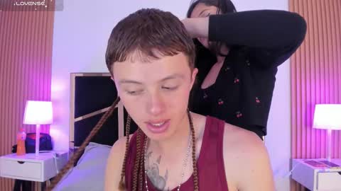genesis_and_jack online show from February 18, 2:52 am