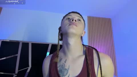 genesis_and_jack online show from February 22, 5:39 am