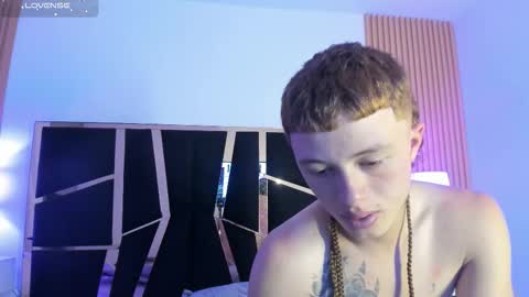 genesis_and_jack online show from February 22, 8:57 am