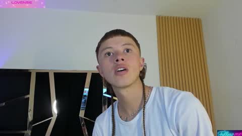 genesis_and_jack online show from February 24, 2:10 am